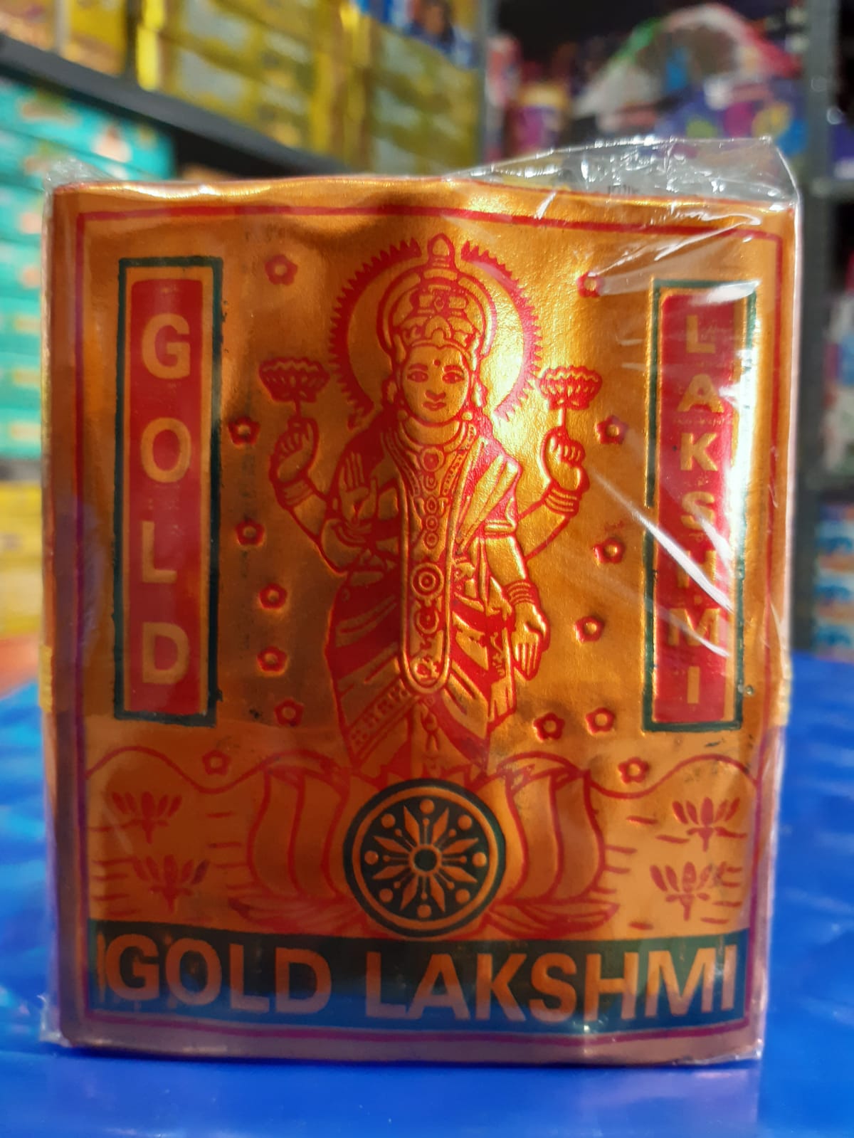 Large size gold variant single sound cracker